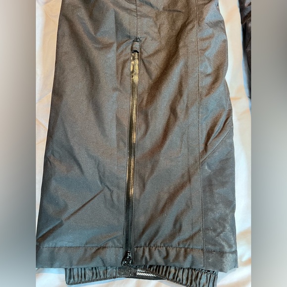 No name Brand Woman’s Insulated snow/Ski pants Size XL Color Black - Picture 3 of 9